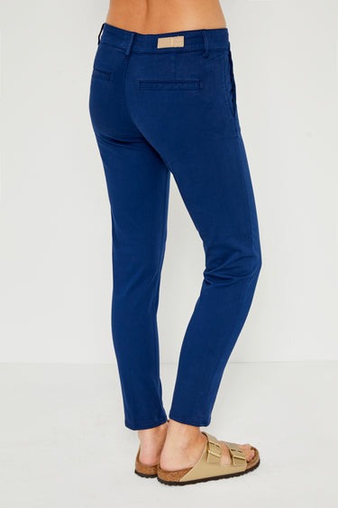 #couleur_estate-blue